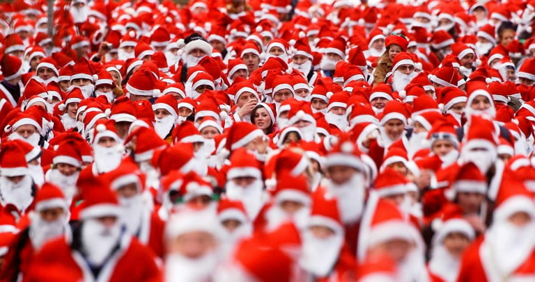 Santa Run Crowd